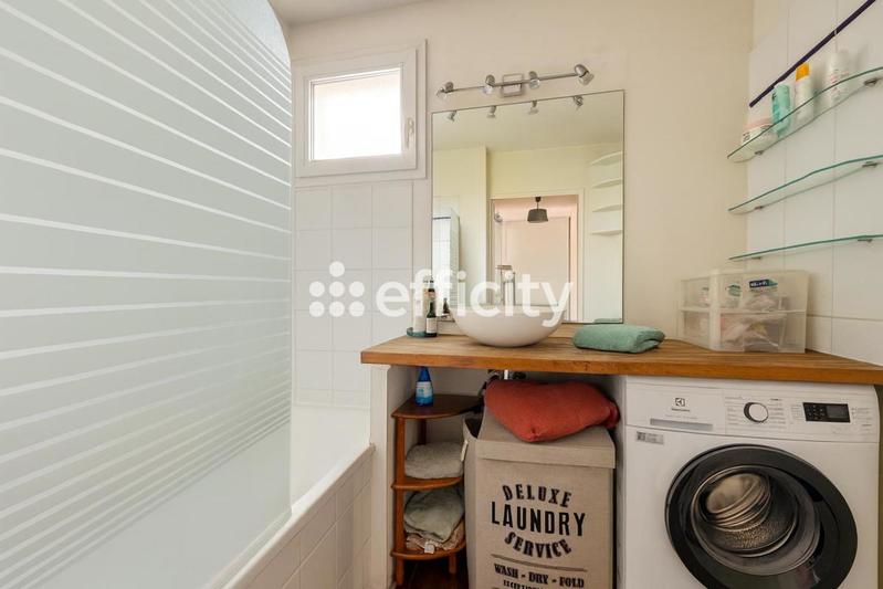 Appartement - 86 m² - 4 pièces