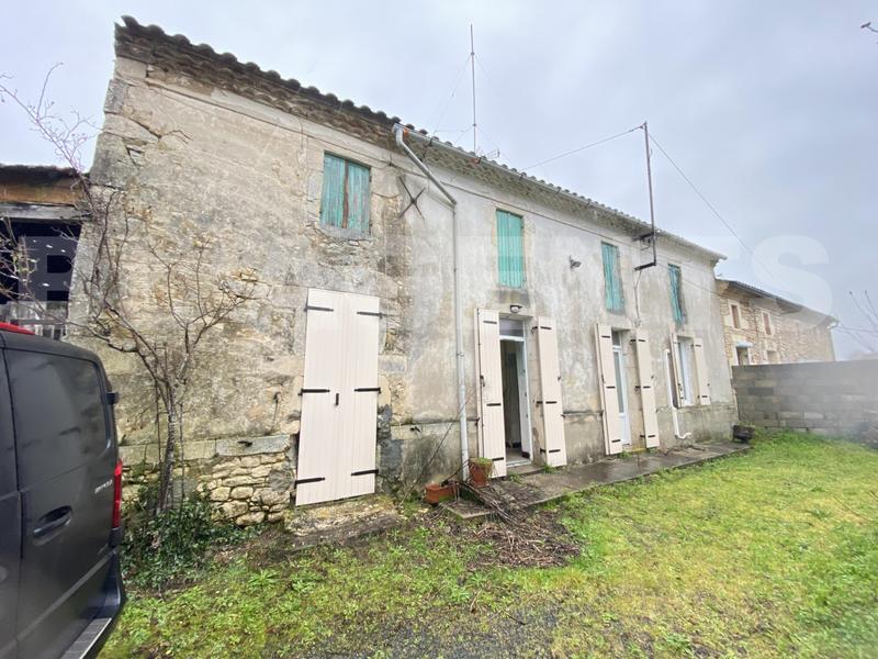 Maison de village - 90 m² - 4 pièces