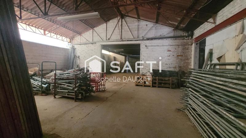 Local commercial - 1 160 m² - 12 pièces