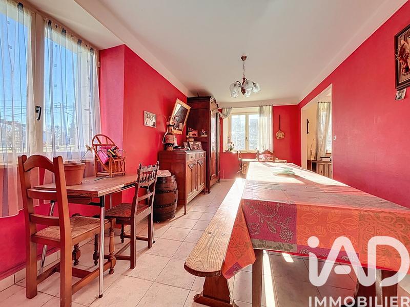 Maison - 97 m² - 5 pièces