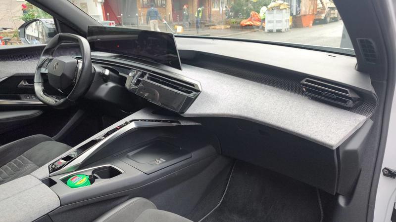 Peugeot 5008 1.2 Hybrid 145 e-Dsc6 Gt - 7 places Entretien constructeur