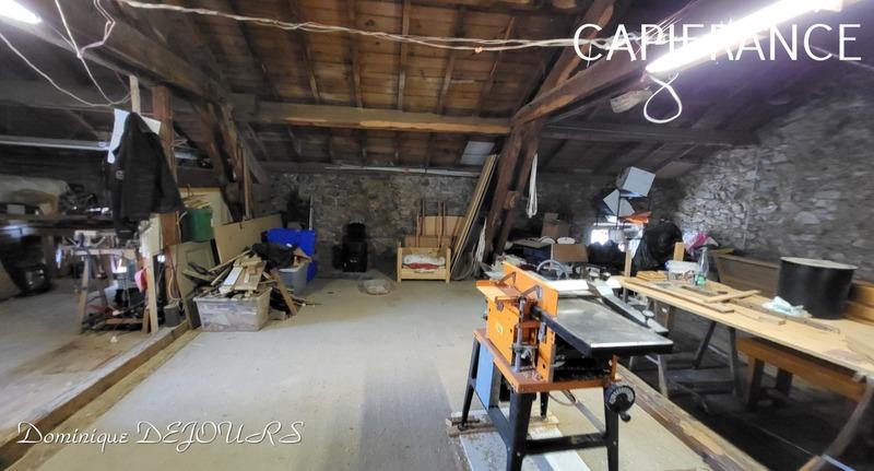 Maison - 209 m² - 8 pièces