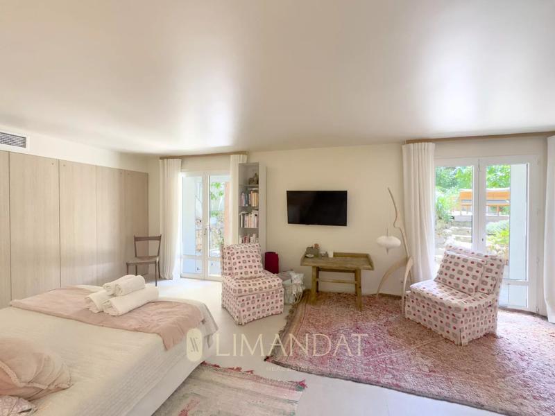 Appartement - 125 m² - 5 pièces