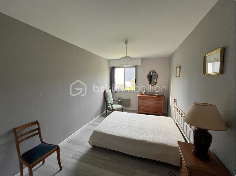 Appartement - 97 m² - 3 pièces