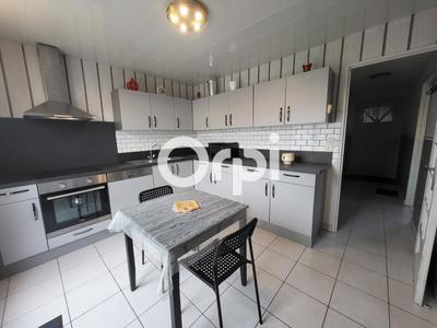 Maison - 87 m² - 4 pièces