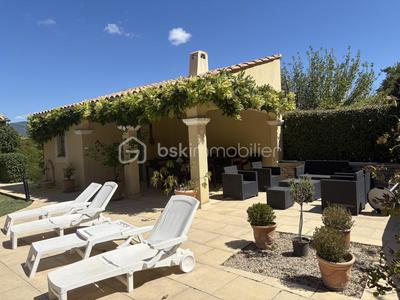 Villa - 196 m² - 7 pièces