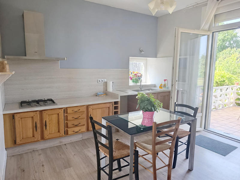 Maison - 94 m² - 4 pièces