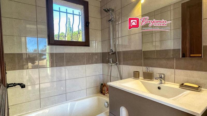 Demeure - 117 m² - 6 pièces