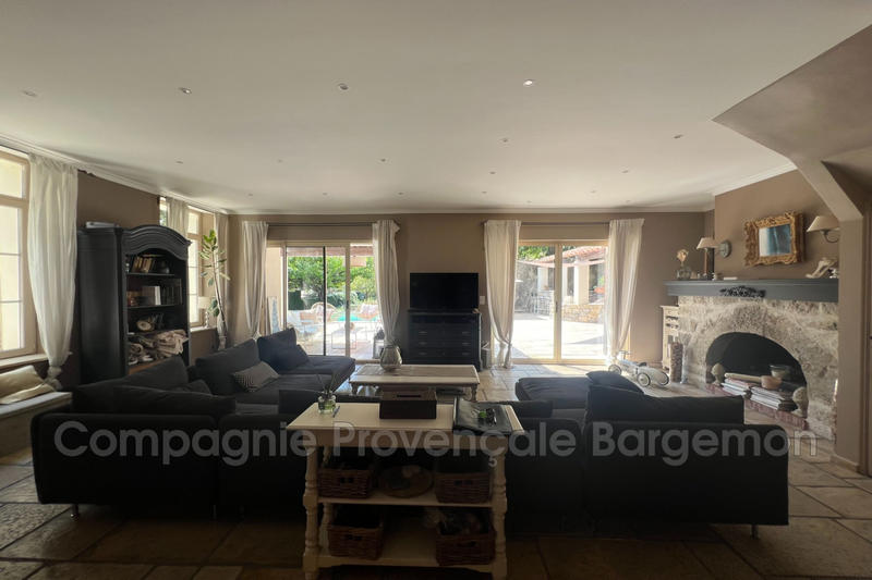 Maison - 190 m² - 6 pièces