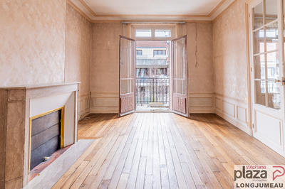 Appartement - 82 m² - 4 pièces