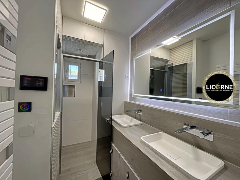 Villa - 172 m² - 7 pièces