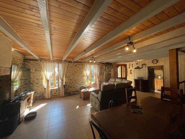 Maison - 155 m² - 6 pièces