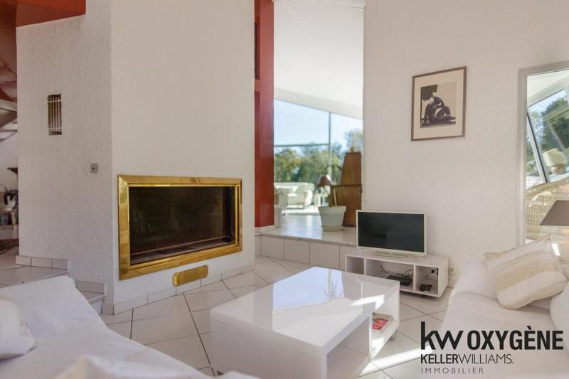 Maison d'architecte - 250 m² - 6 pièces