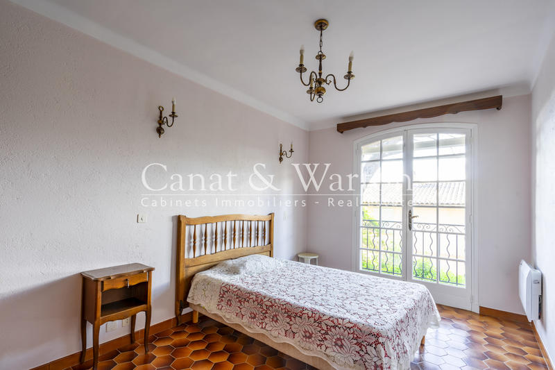 Villa - 269 m² - 12 pièces