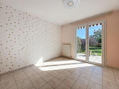 Maison traditionnelle - 130 m² - 6 pièces