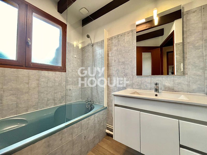 Maison - 92 m² - 4 pièces