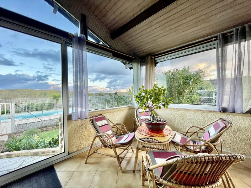 Maison traditionnelle - 145 m² - 5 pièces