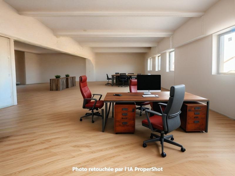 Bureau - 249 m² - 1 pièce