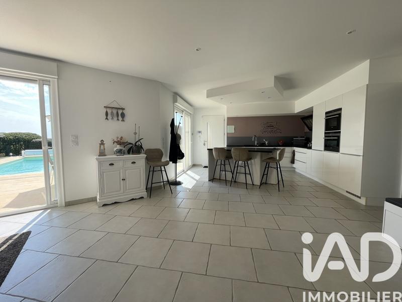 Maison - 162 m² - 5 pièces