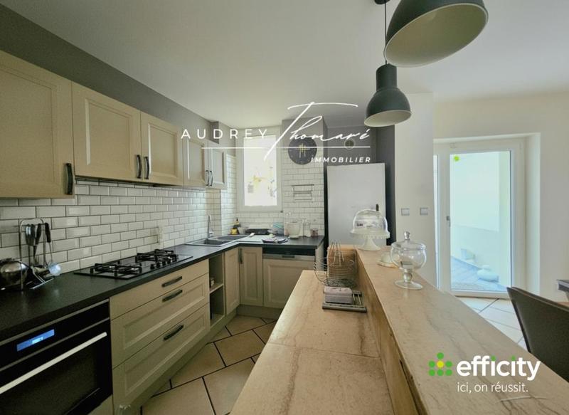 Maison - 120 m² - 6 pièces