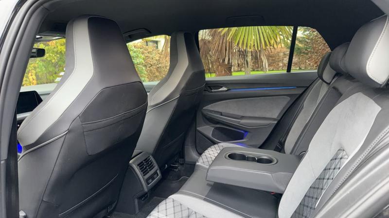 Volkswagen Golf VIII 1.5 eTSI 150 Dsg7 R-Line - Automatique