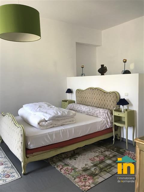 Demeure - 286 m² - 12 pièces