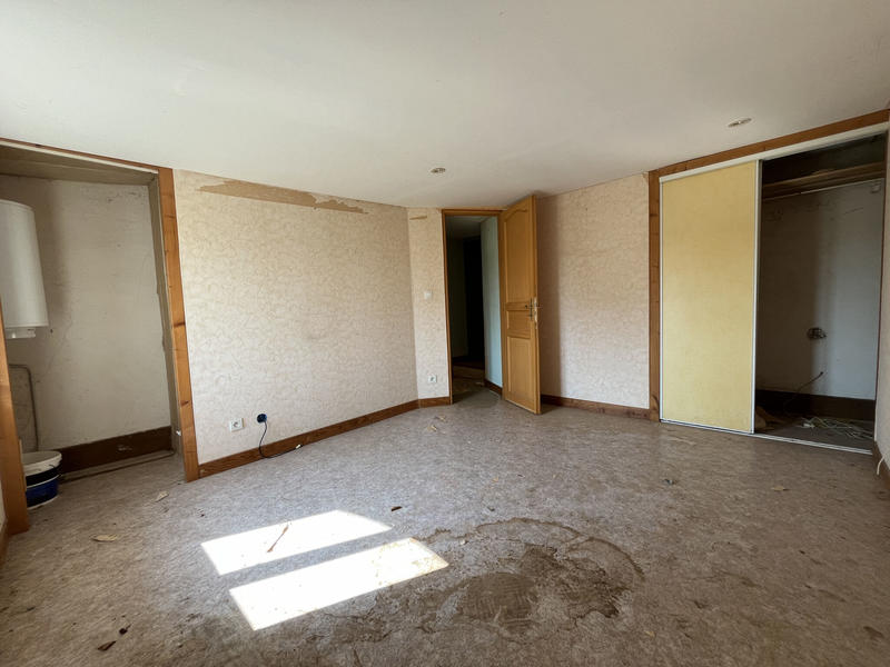 Maison de village - 90 m² - 3 pièces