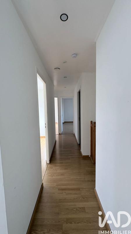 Maison - 164 m² - 9 pièces