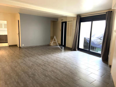 Maison - 107 m² - 5 pièces