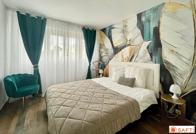 Appartement - 101 m² - 6 pièces