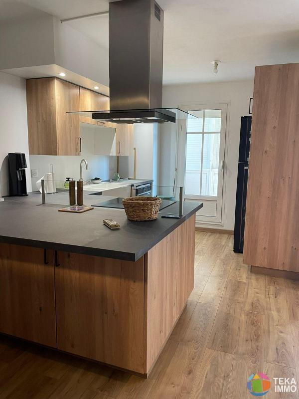 Appartement - 90 m² - 4 pièces