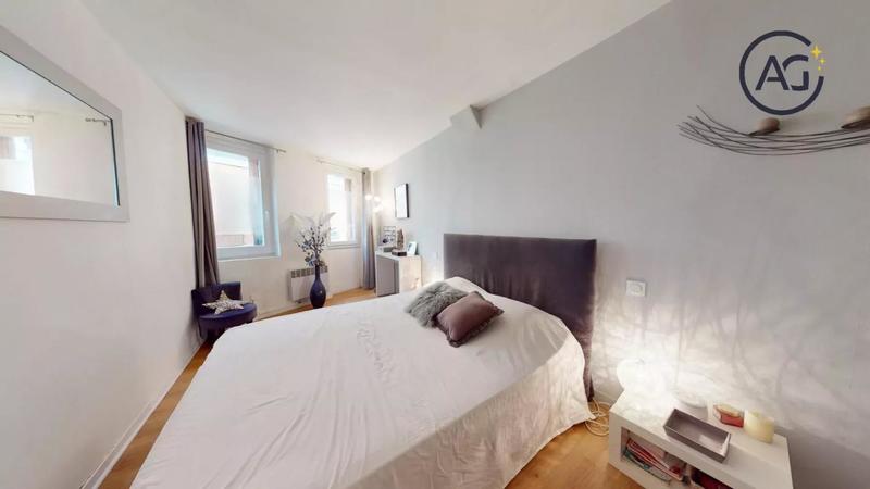 Appartement - 137 m² - 5 pièces