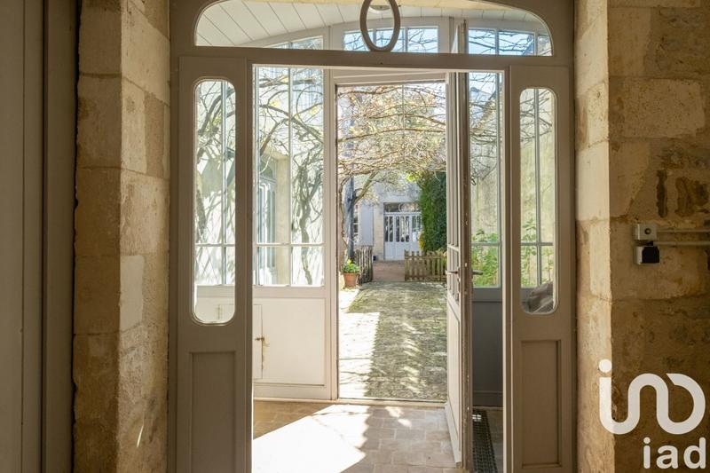 Maison - 422 m² - 10 pièces