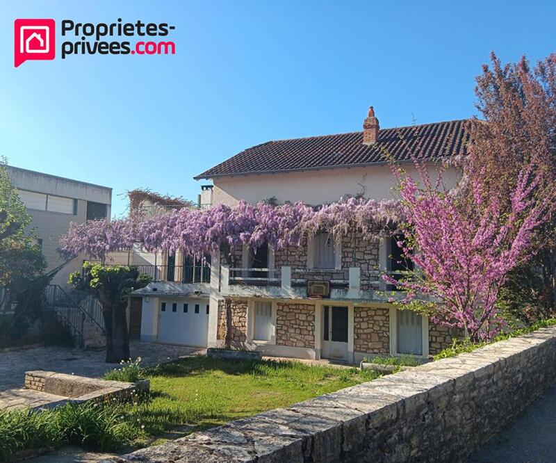 Maison - 150 m² - 8 pièces