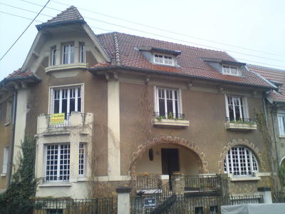 Maison - 211 m² - 6 pièces