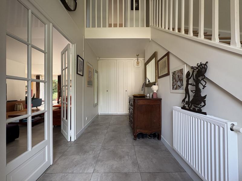 Maison traditionnelle - 226 m² - 8 pièces