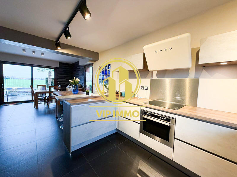 Maison - 108 m² - 6 pièces