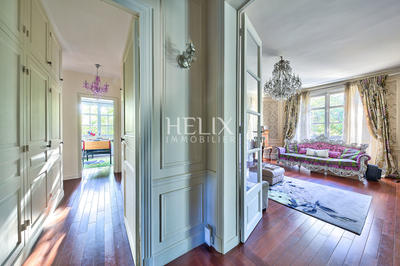 Appartement - 130 m² - 6 pièces