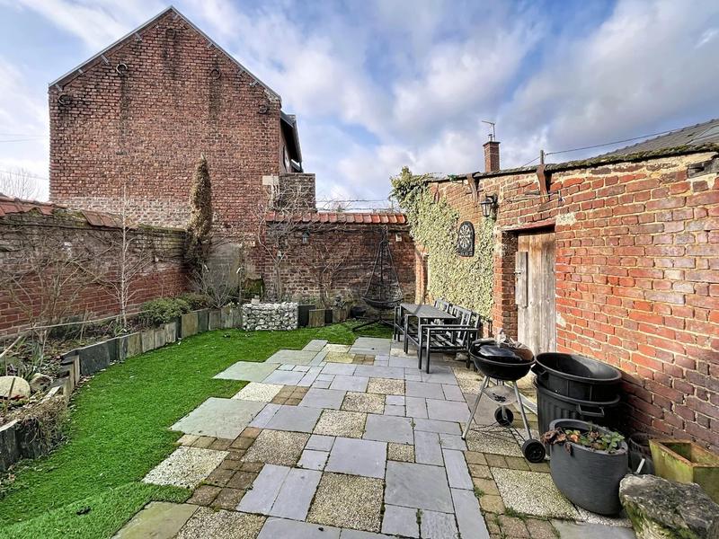 Maison - 102 m² - 5 pièces