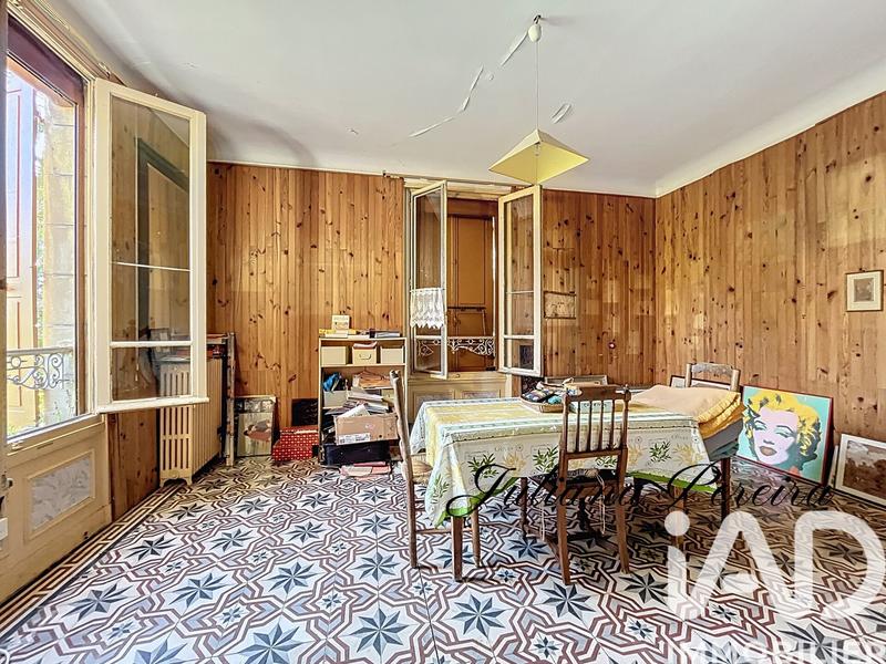 Maison - 248 m² - 11 pièces