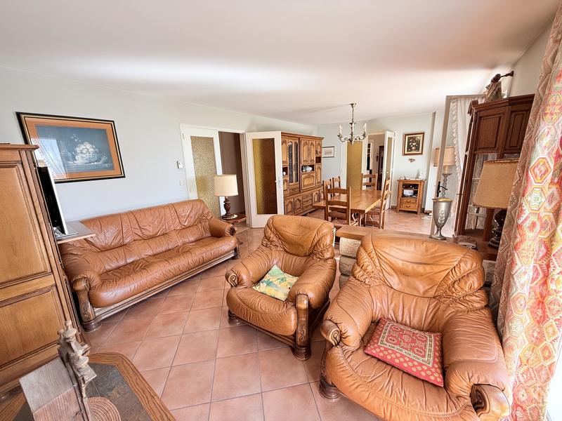 Maison traditionnelle - 110 m² - 5 pièces