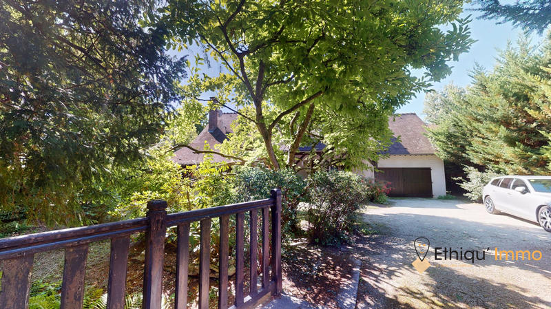 Maison - 192 m² - 6 pièces