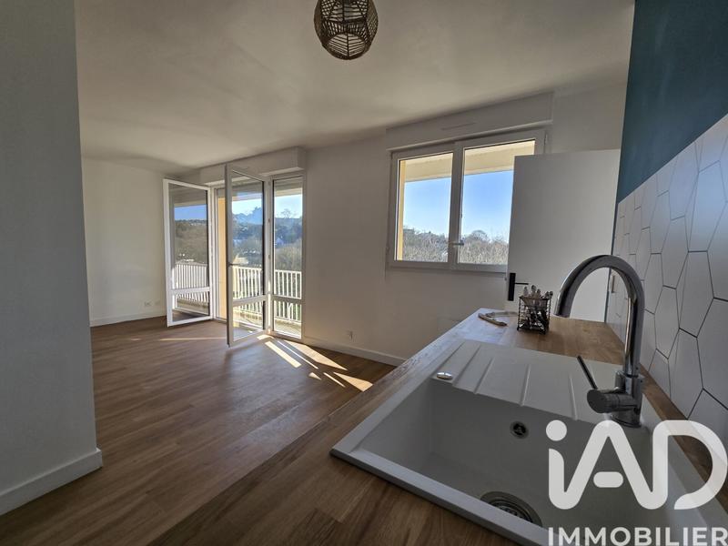 Appartement - 65 m² - 3 pièces