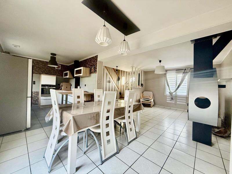 Maison - 100 m² - 5 pièces