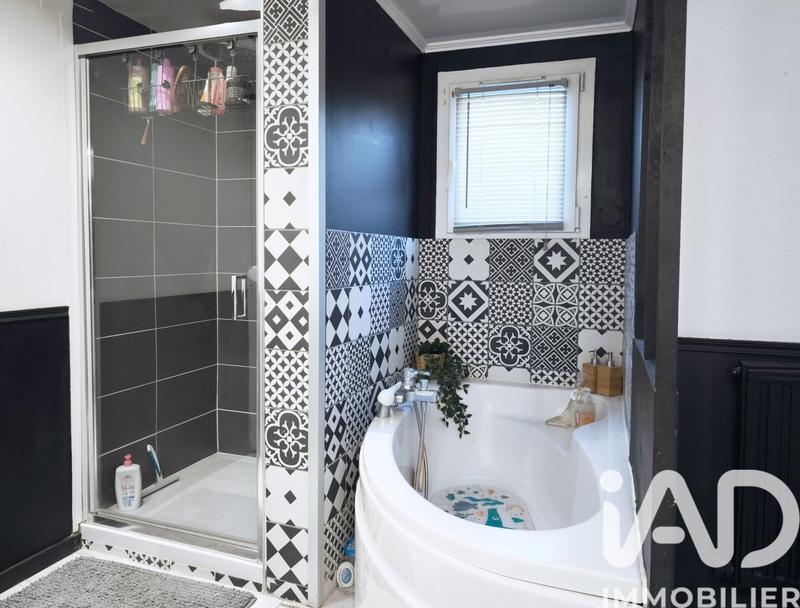 Maison de ville - 90 m² - 5 pièces