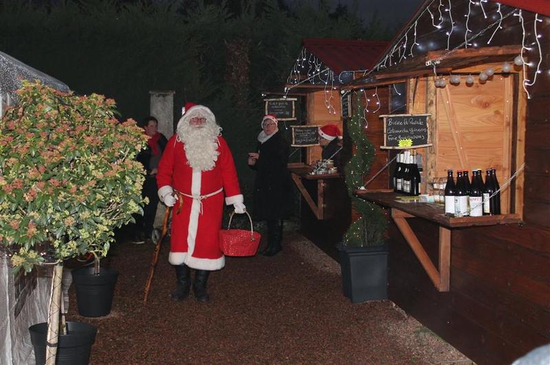 Marché de Noël &quot;spécial cirque &quot; du Faubourg d'Allier à Decize