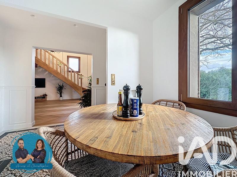 Maison - 180 m² - 5 pièces