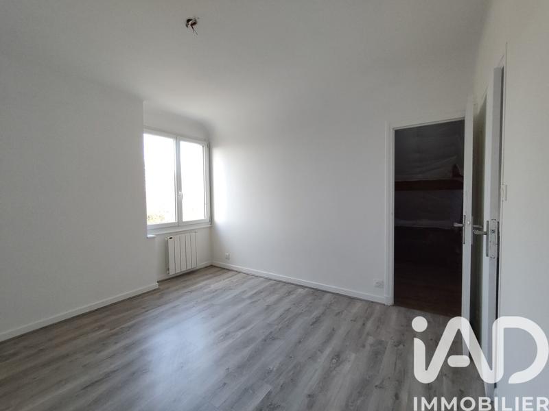 Maison - 99 m² - 5 pièces