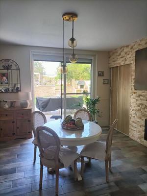 Maison - 180 m² - 7 pièces