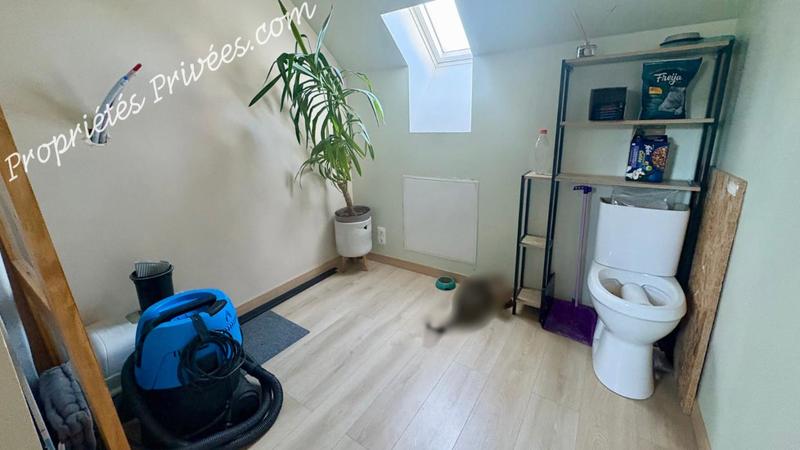 Maison - 99 m² - 7 pièces